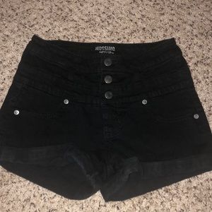 Black cuffed high-waisted shorts